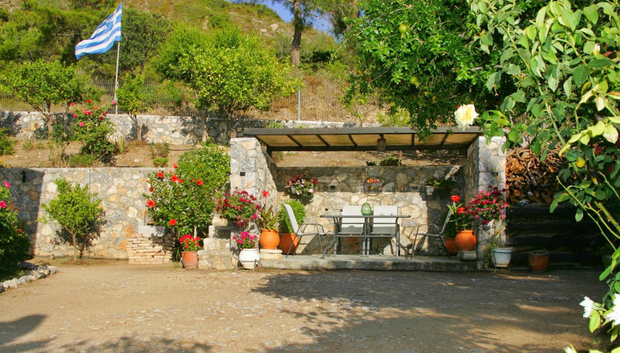 Dora's House Holiday home Istrios
